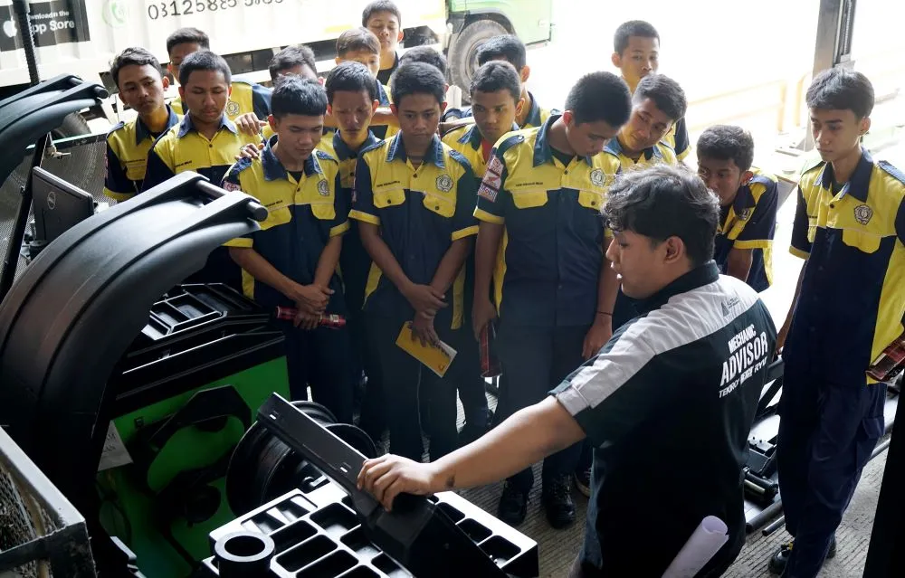 Tekiro Menyelenggarakan Kompetisi SMK Otomotif Terbesar 2024